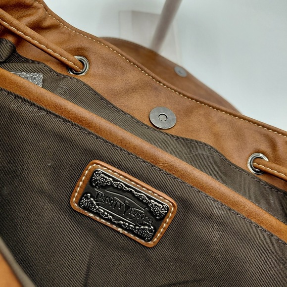Trinity Ranch Backpack Purse Bag Brown Western Tooled Leather Hyde Hair Rodeo - Picture 4 of 11